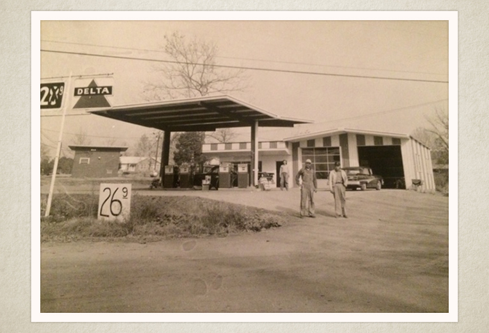 Kerr’s Service Station